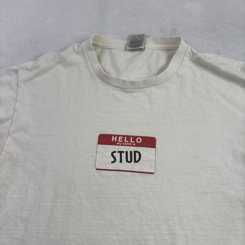 VTG Hello My Name Is Stud White SS Graphic Shirt Distressed Men's Large - Picture 2 of 10